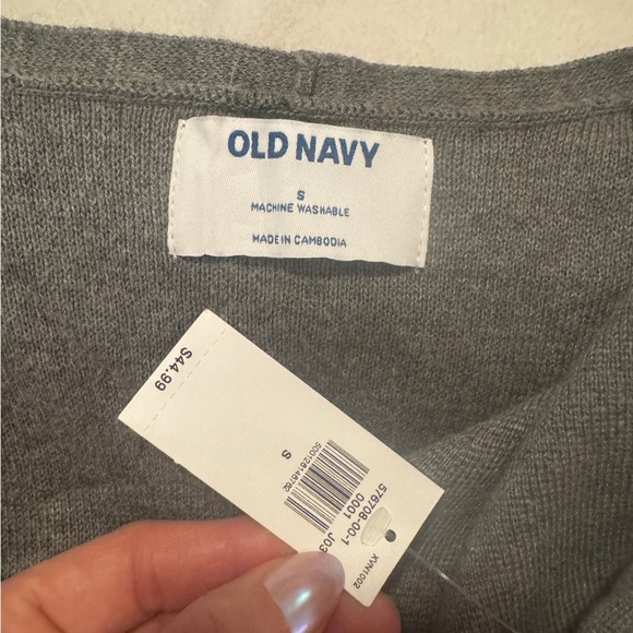 NWT Old Navy Charcoal V-Neck Sweater - Picture 4 of 9